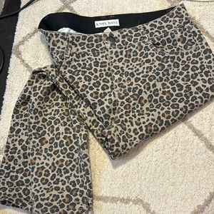 Know Rose Leopard Pants